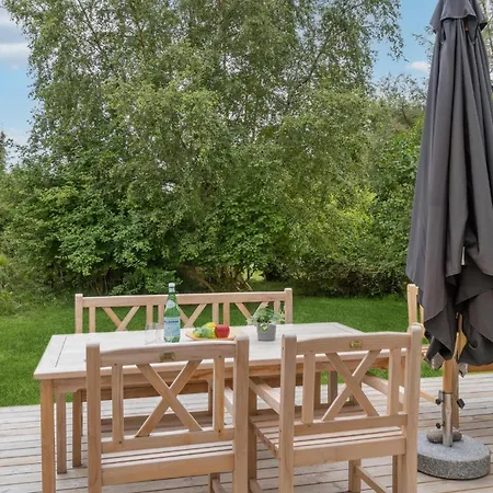 4 Bedroom In Holiday home *